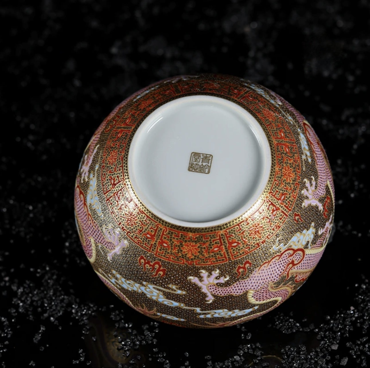 Porcelain enamel