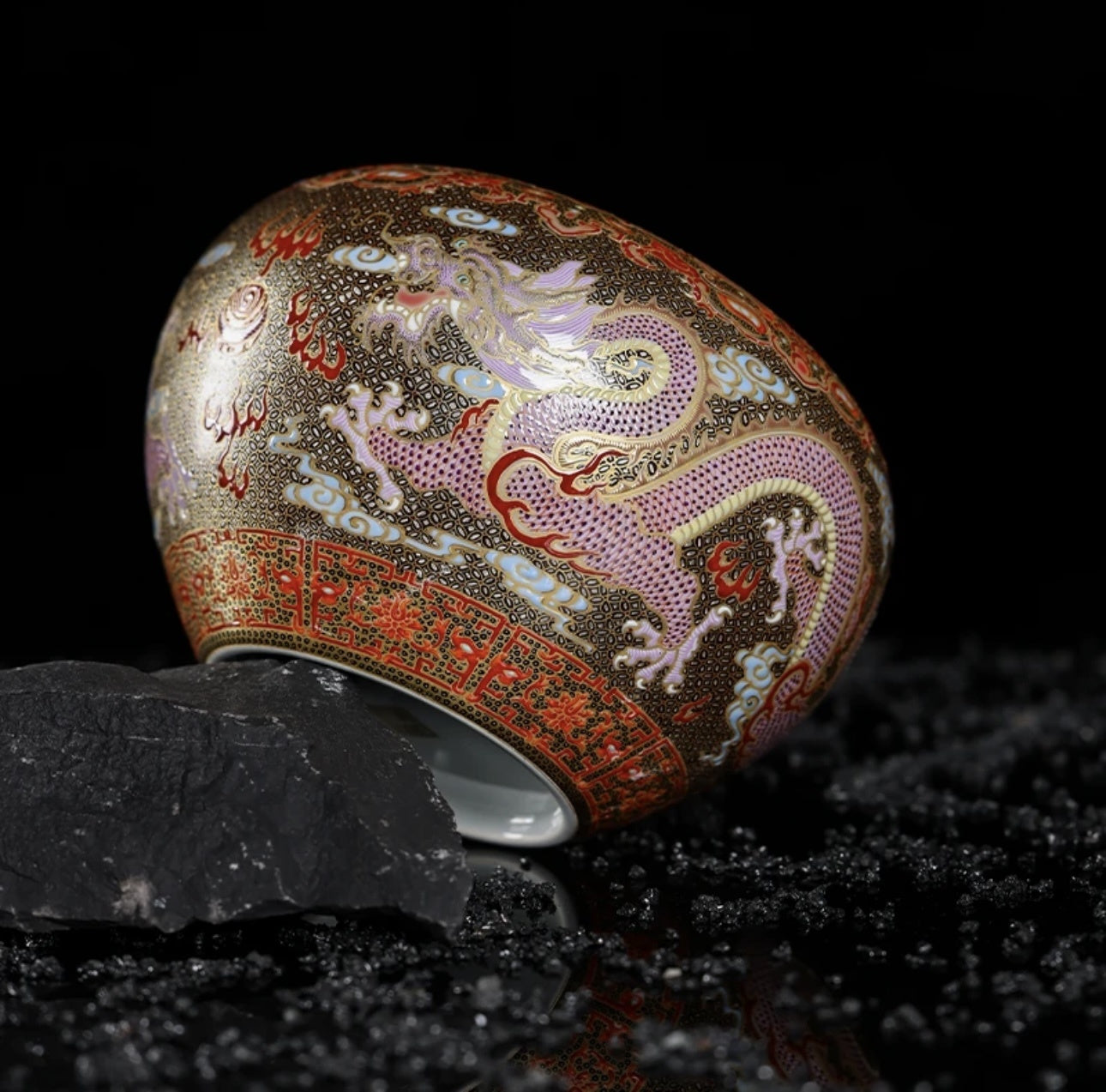 Porcelain enamel