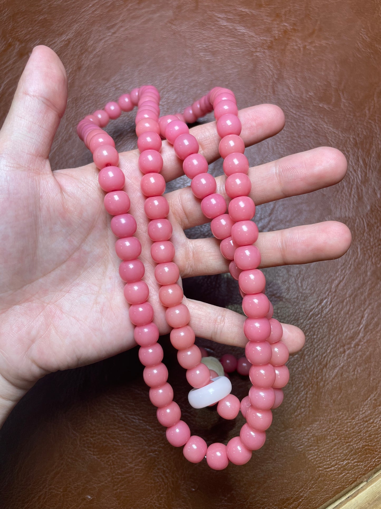 XD2671 Bracelet Peach-red lotus 10mm beads 108 pieces without gift box