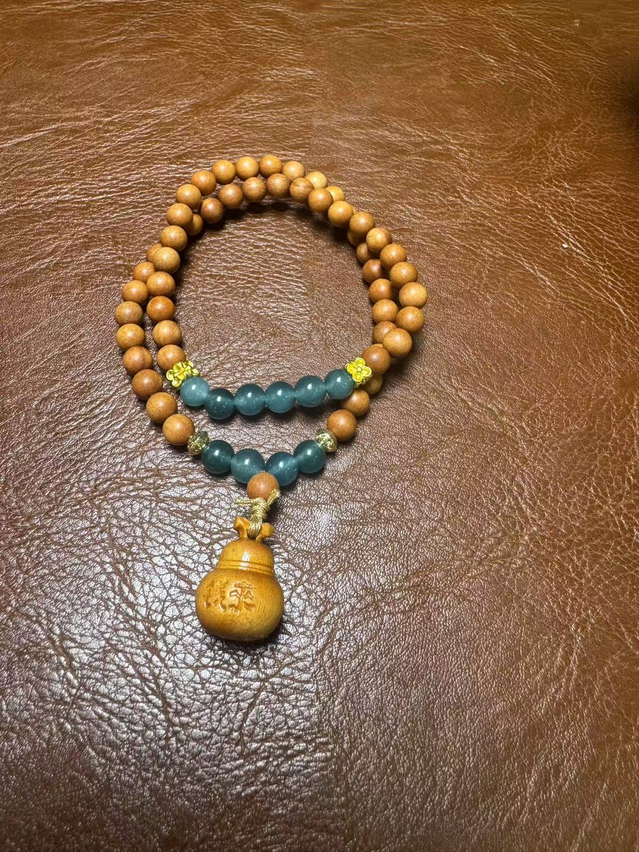 XD2013 Bracelet Yellow Pear Wood Bracelet