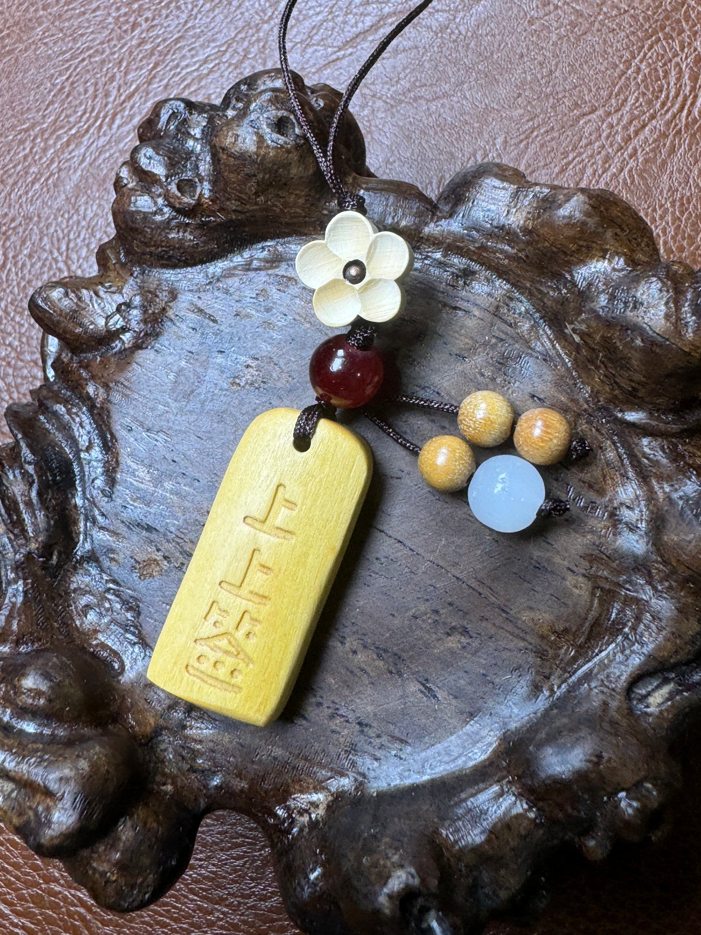 xd2643 Bracelet  Fine quality Huanghuali pendant for cultural play