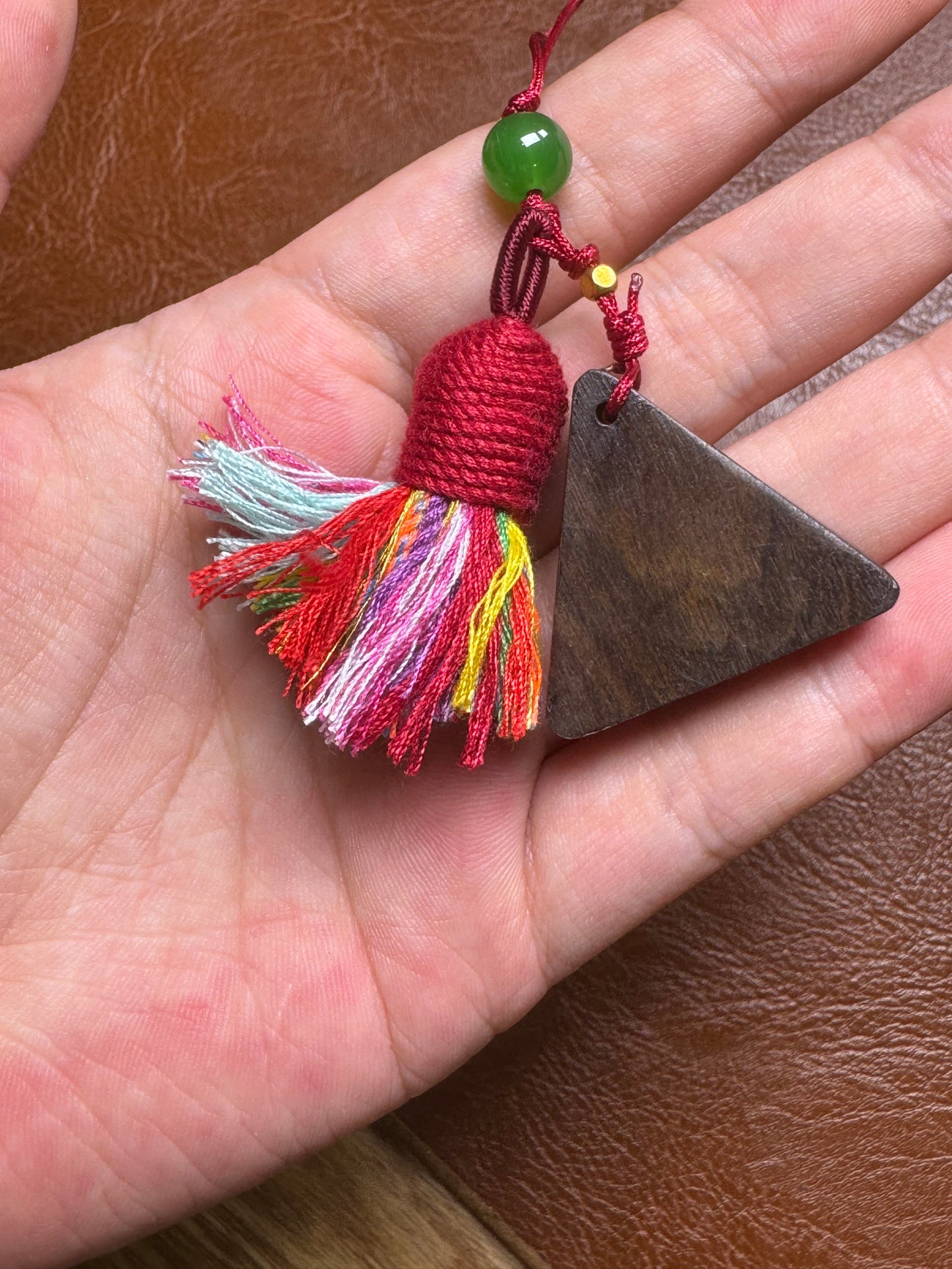 Q19 Bracelet Fine artware yellow poplar pendant