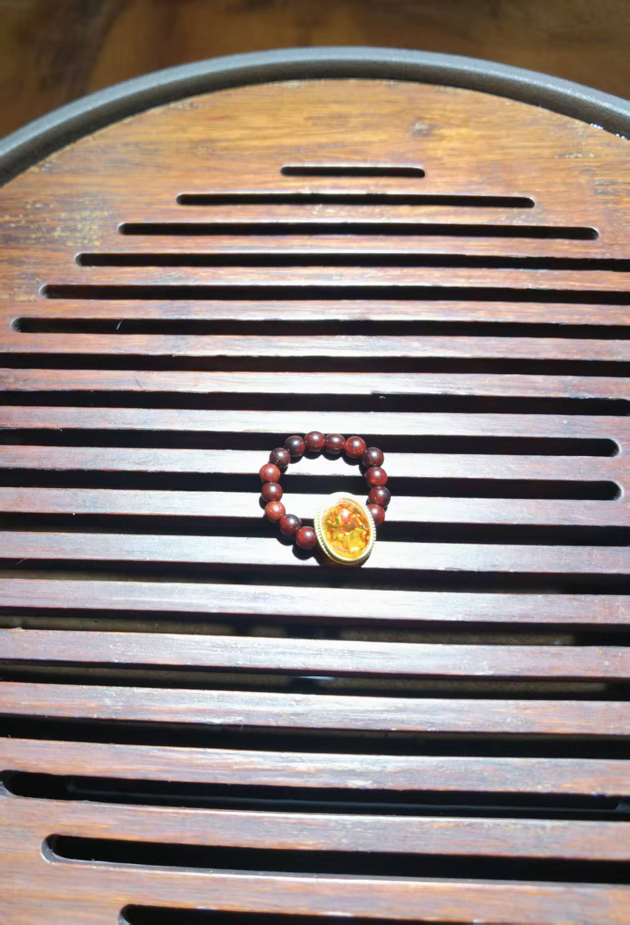 XD2582 Bracelet Small leaf purple sandalwoodhandle piece